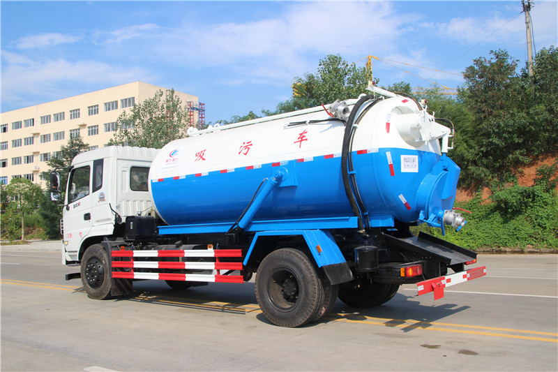 東風御虎 12方吸污車